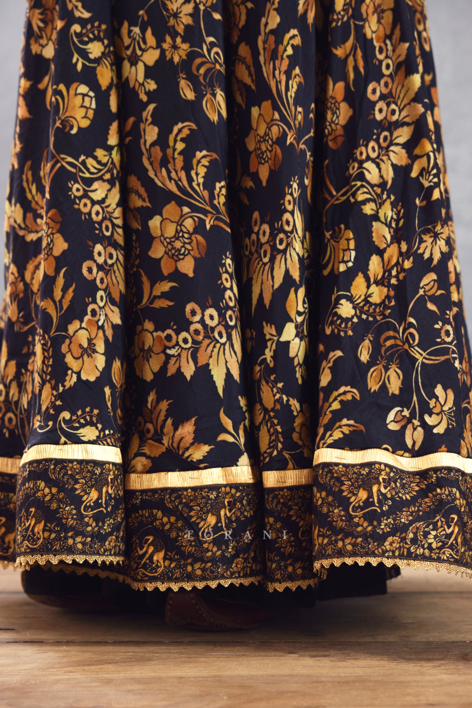 Gulghast Rabia Anarkali Set