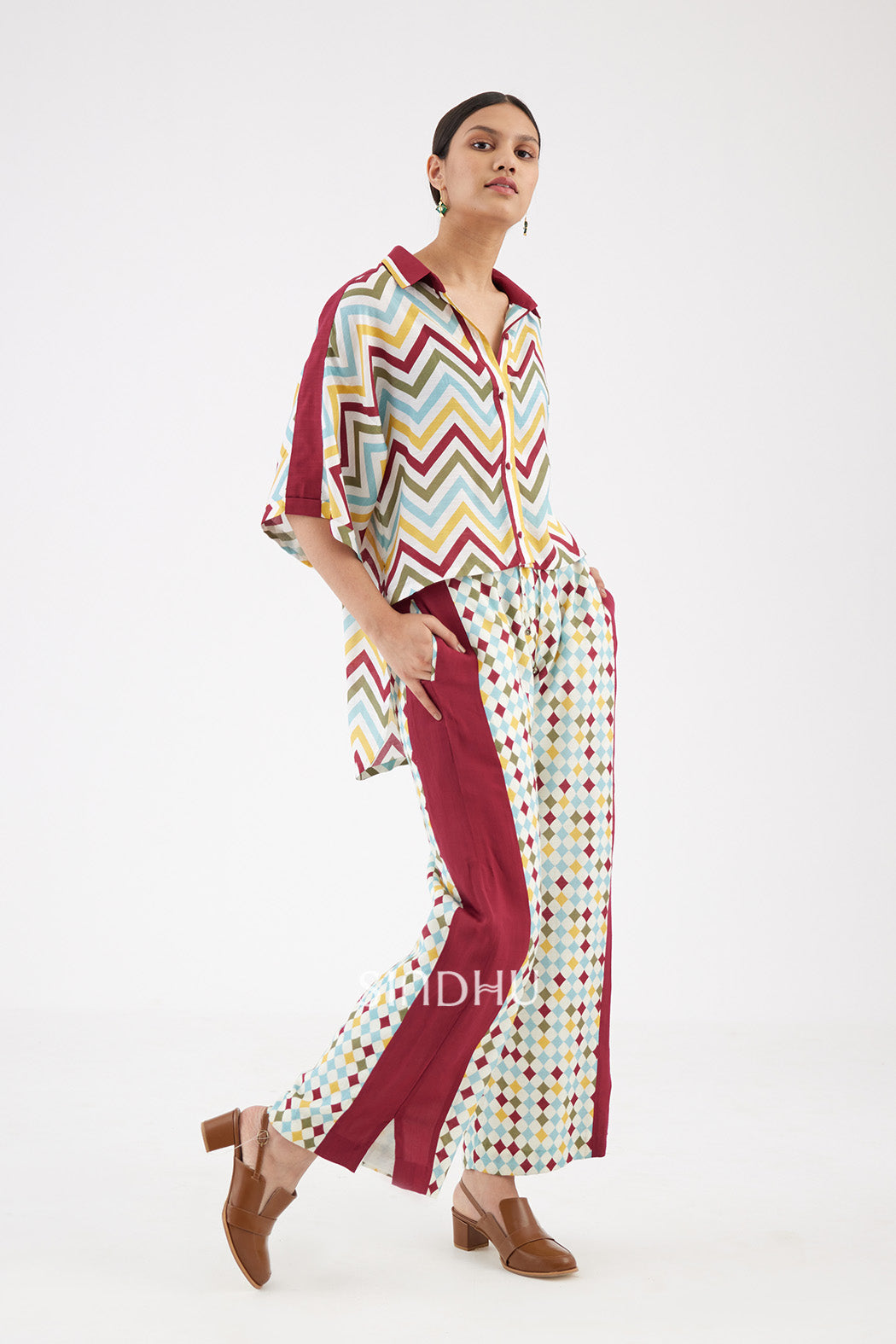 Vetra High-Low Shirt