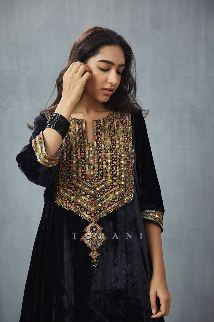 Black KURTA SET in Silk Velvet
