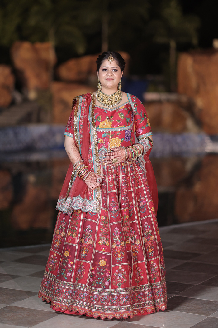 Disha Gupta In Our Dil Surkh Avora Lehenga Set