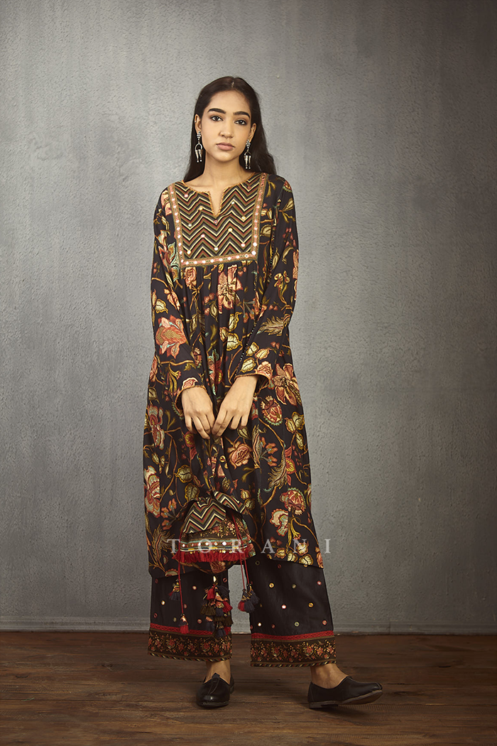 Nisha Sindhi Sheesha Potli