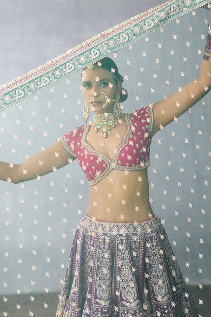 Neer-Kashish Manmayi Veil Odhni