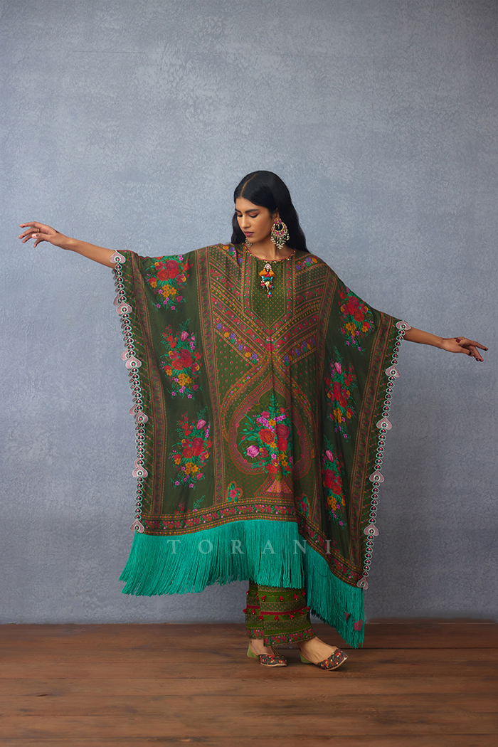 Dil Saaz Mehry Kaftan Set