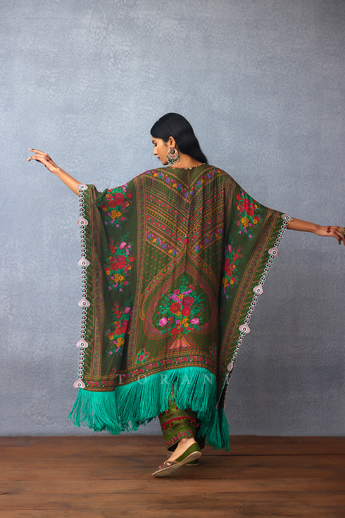 Dil Saaz Mehry Kaftan Set