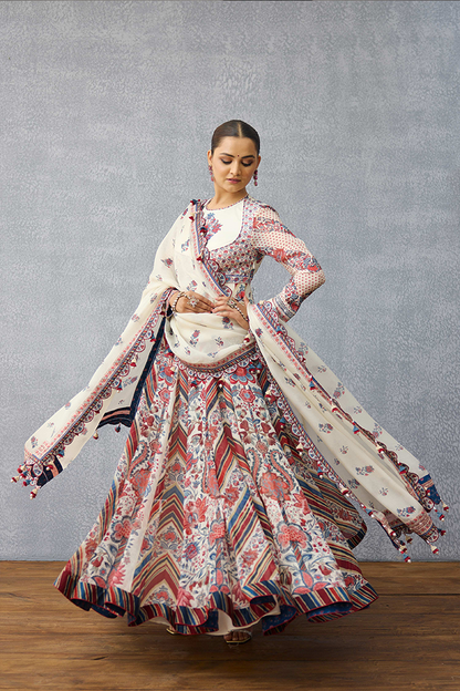 Coromandel Naynaa Anarkali Set