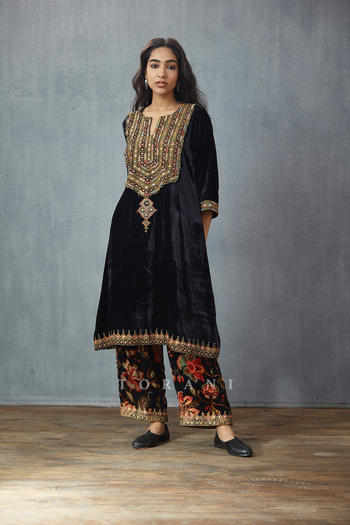 Siyahi jaal chintz makhmal Nohreen set