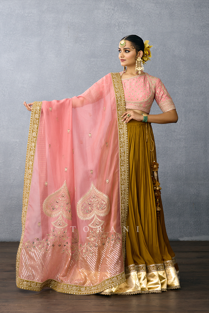 Madhu Uddhava Lehenga Set