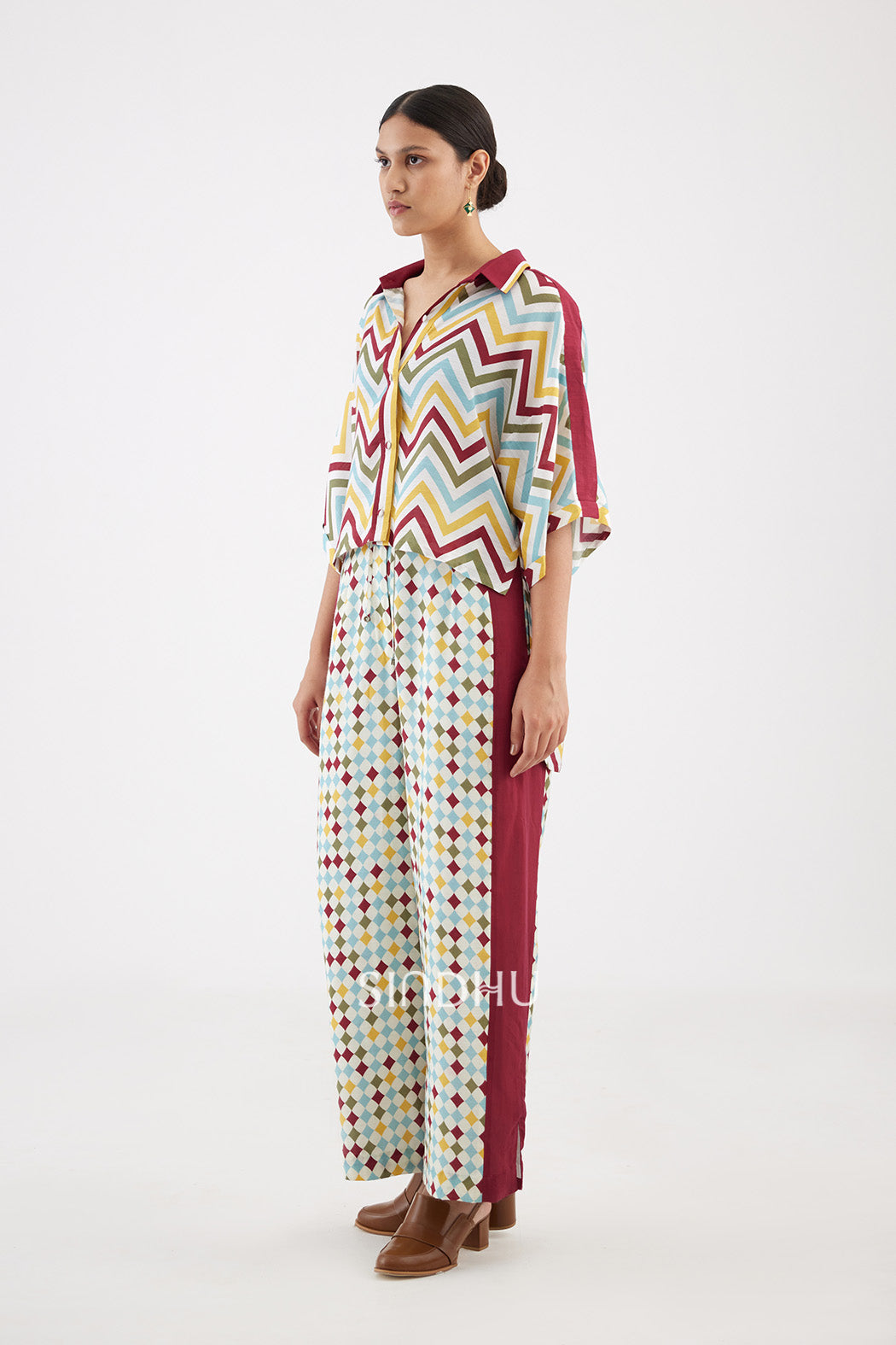 Vetra High-Low Shirt