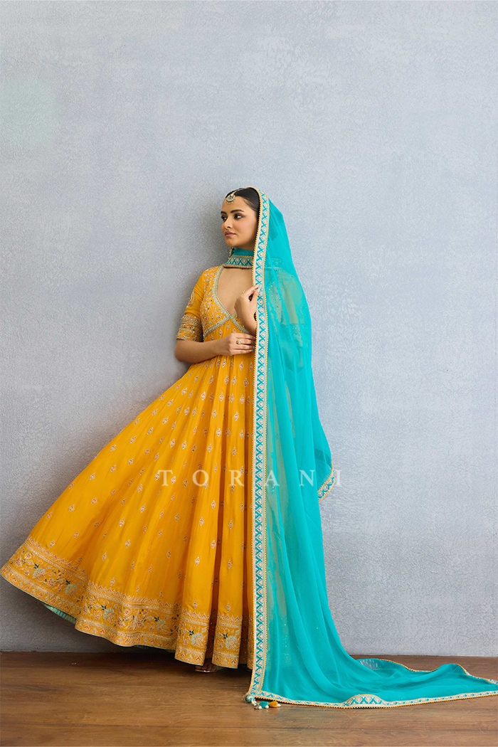 Sunela Sharmin Anarkali Set