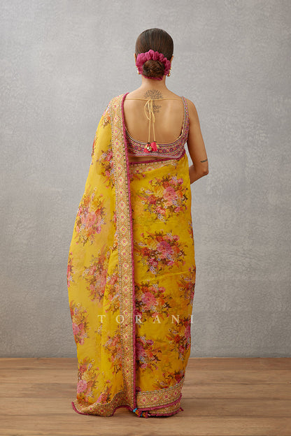 Sunehra Zubaida Saree