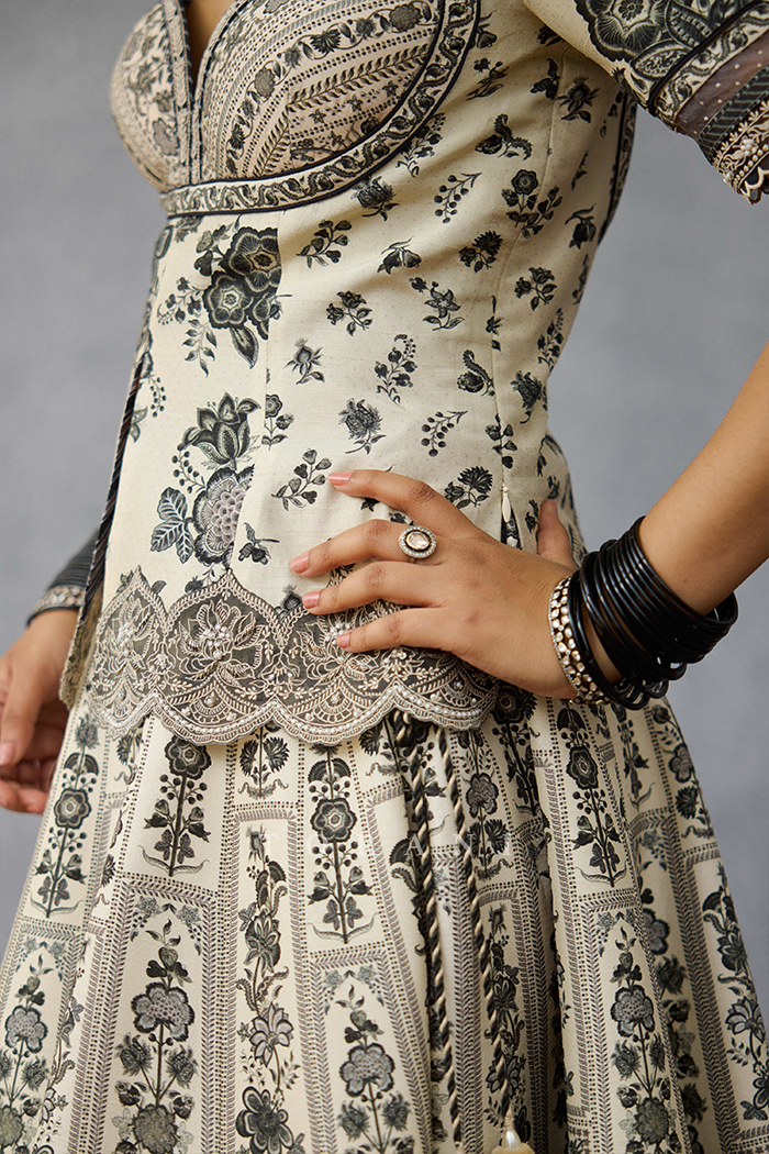 Kalamkari Anushtha Lehenga Set