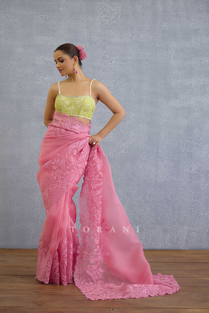 Kamalini Advika Saree