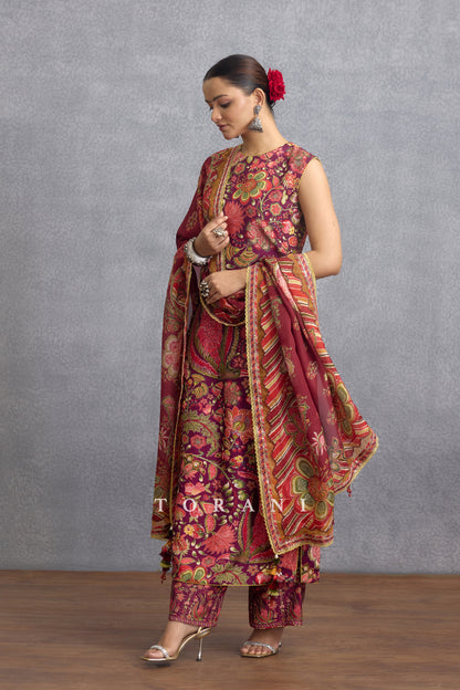 Laalima Tanuja Kurta Set