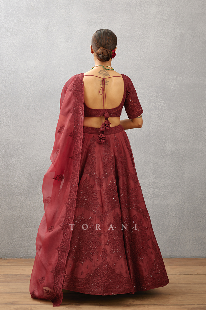 Gulnar Meher Passa Lehenga Set