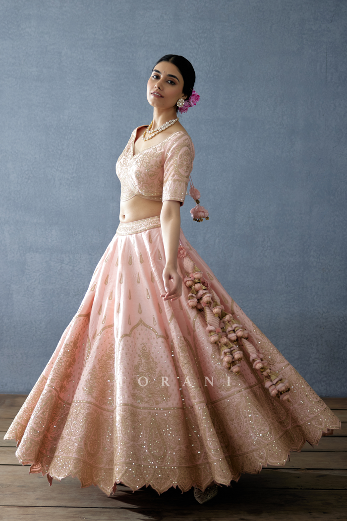 Gul-Naar Resham Lehenga Set