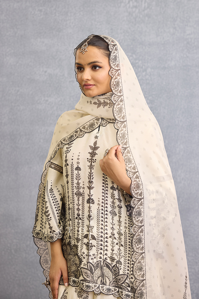 Kalamkari Ajanta Odhni