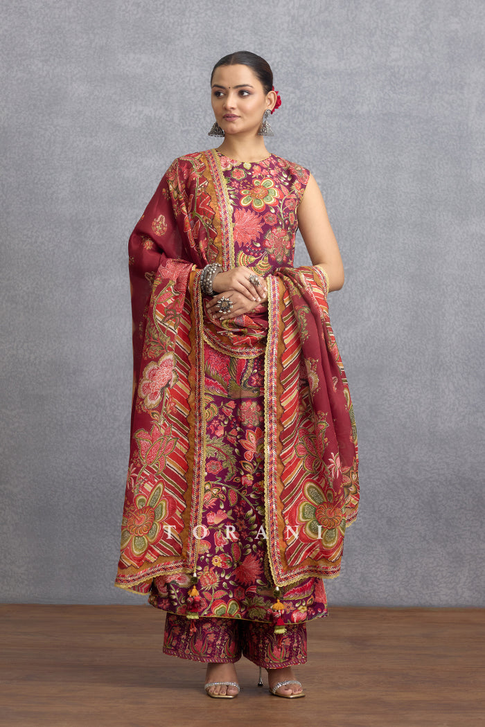 Laalima Tanuja Kurta Set