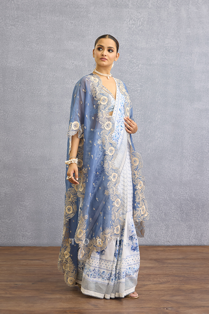 Neeli Kali Poulami Cape