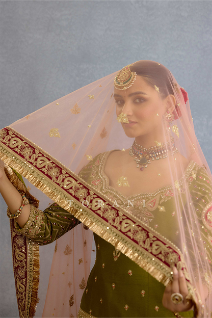 Kusumika Manmayi Gharara Set