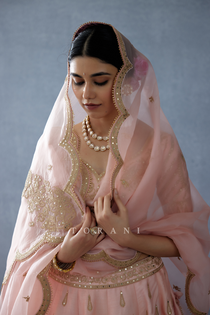 Gul-Naar Resham Odhni