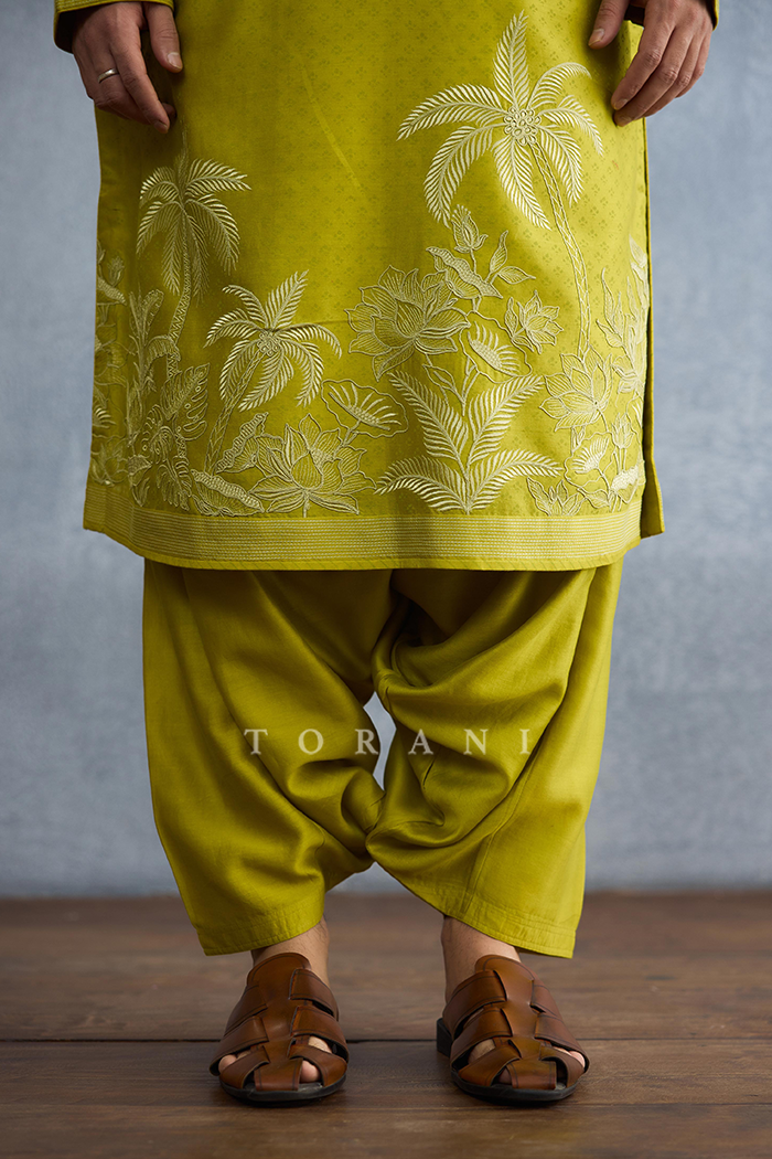 Khas Aayez Kurta Set