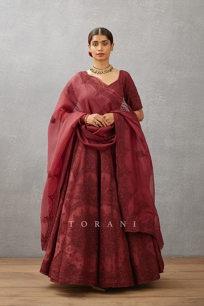 Gulnar Meher Passa Lehenga Set