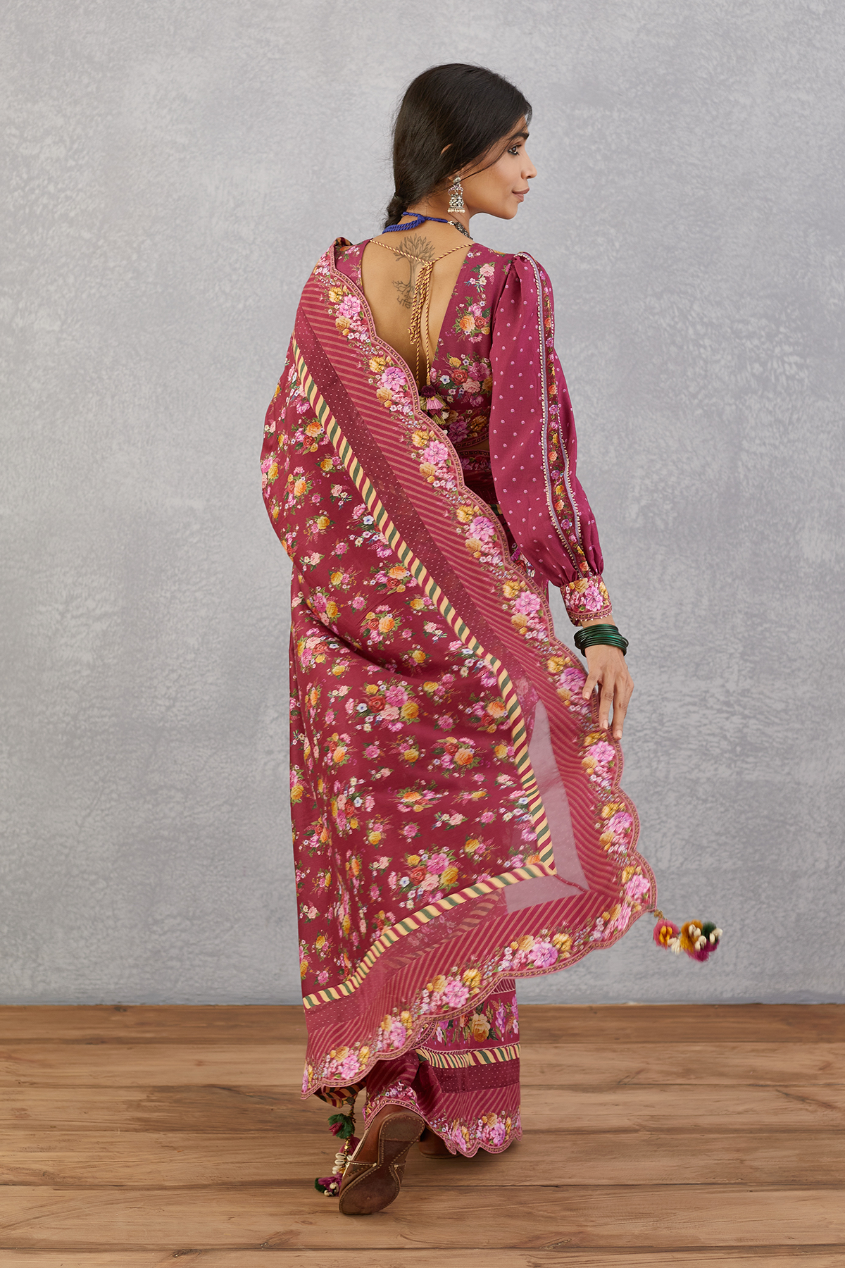 Manika Tahira Blouse