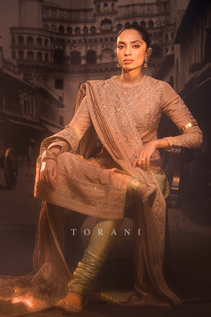 Sobhita Dhulipala in our Talai Jahaanaara Khada Dupatta &amp; Kurta Set