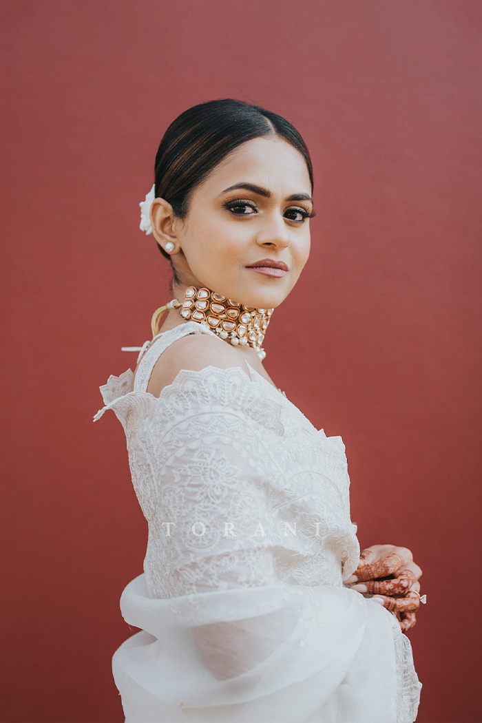 Alisha Dhuka In Our Swetah Farrin Saree