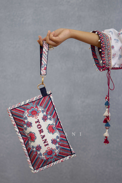 Coromandel Adraa Pouch