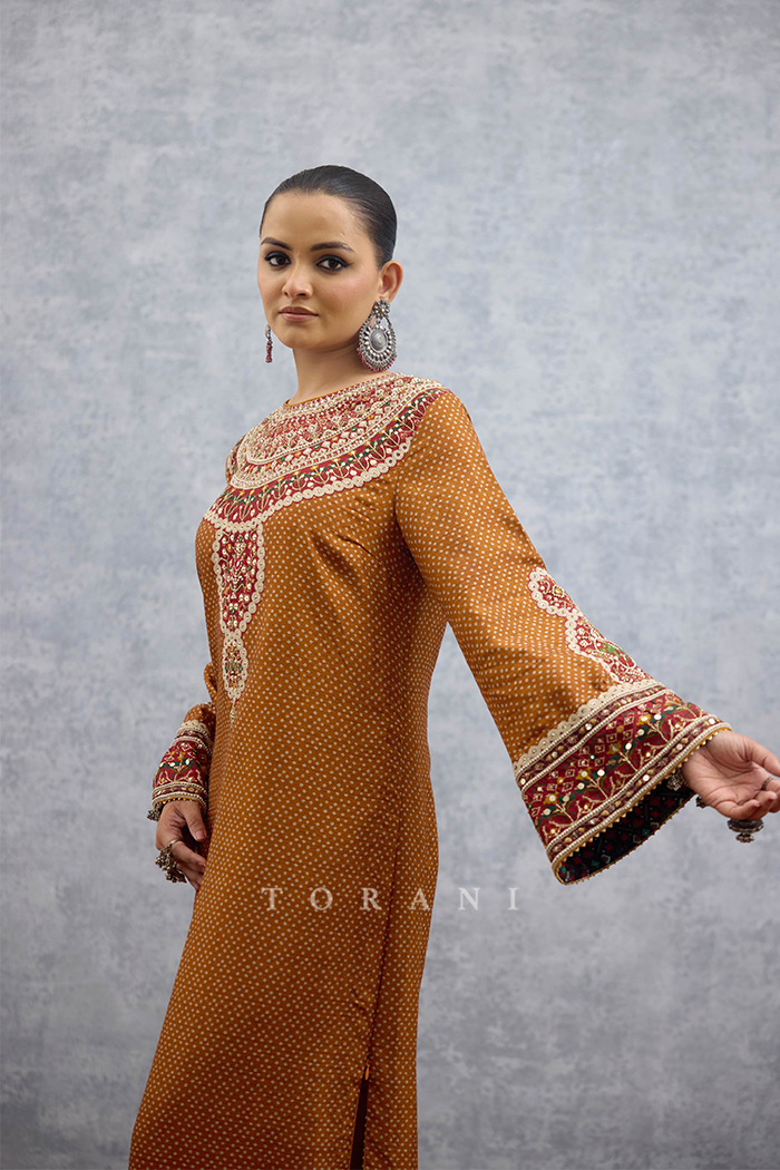Kanak Rajuka Kaftan