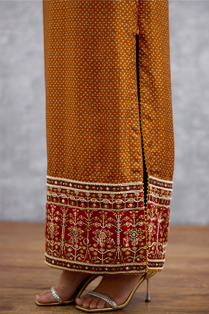 Kanak Rajuka Kaftan