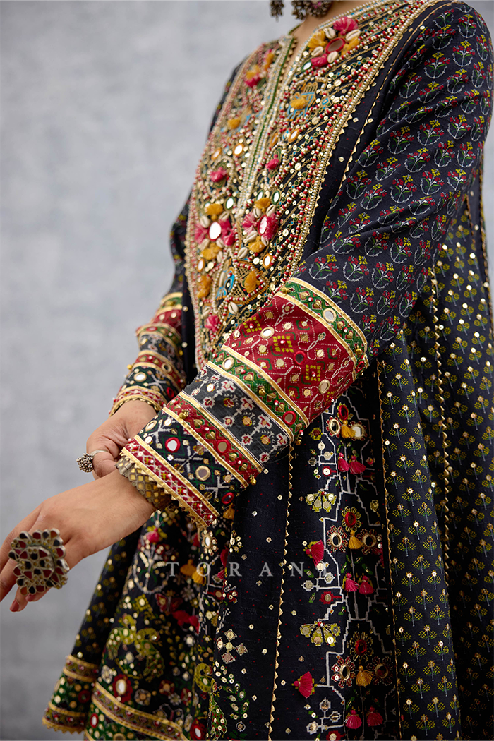 Virasa Dhanak Kurta Set