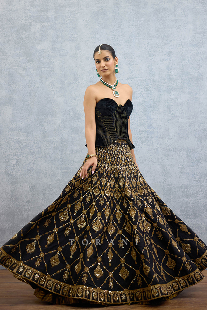 Kanchi Ghuneri Lehenga Set