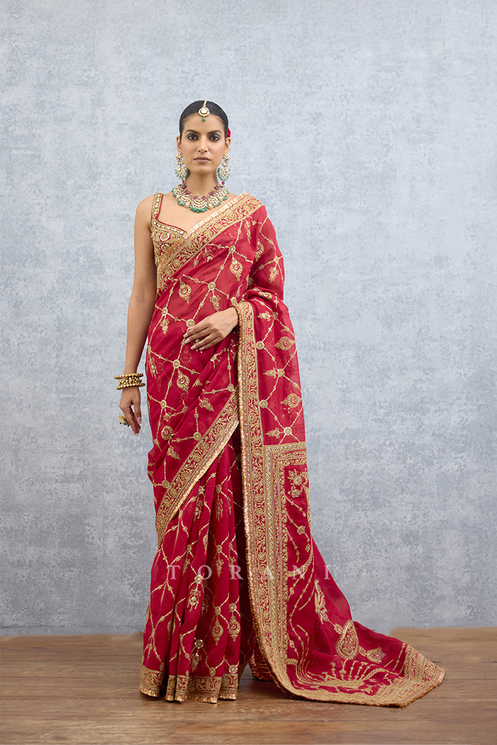 Lakshma Nayra Saree
