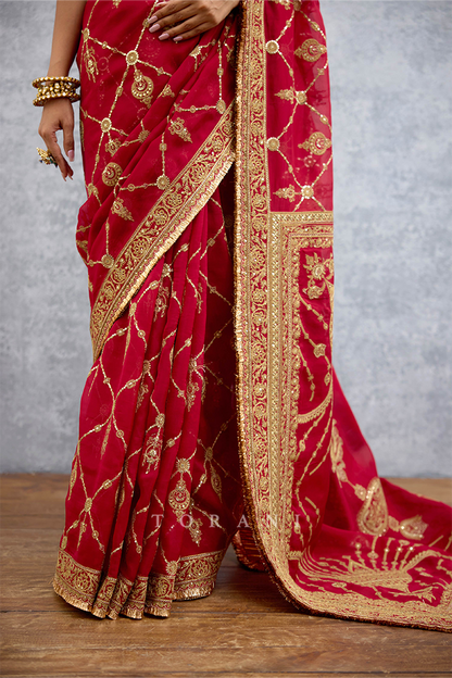 Lakshma Nayra Saree