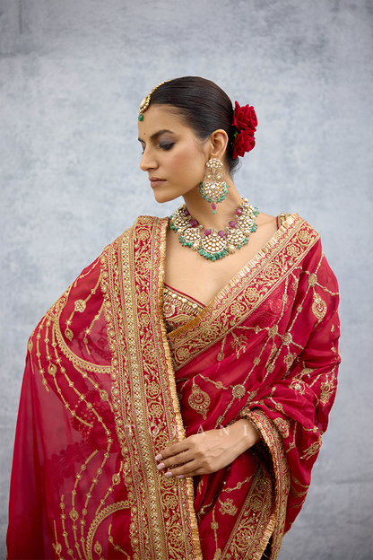 Lakshma Nayra Saree