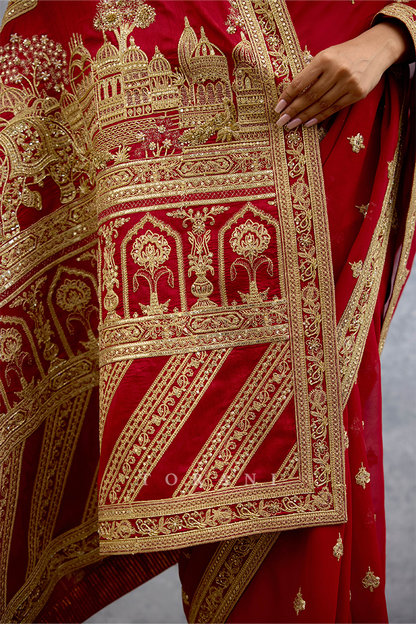Lakshma Hoorain Saree