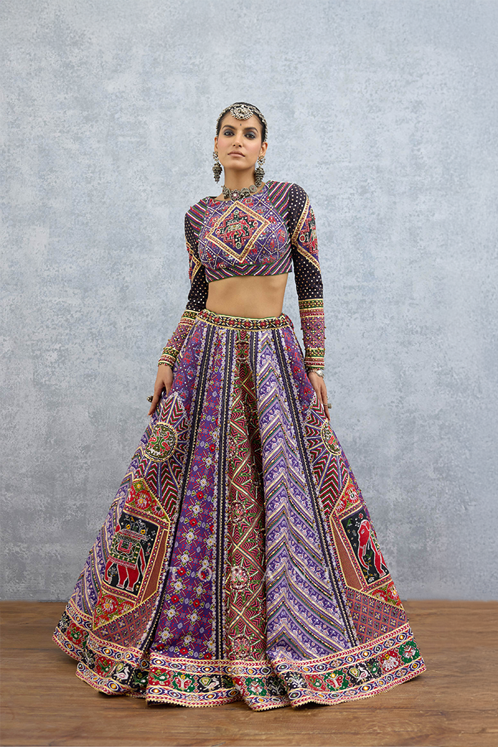 Mura Yalis Kanak Lehenga Set