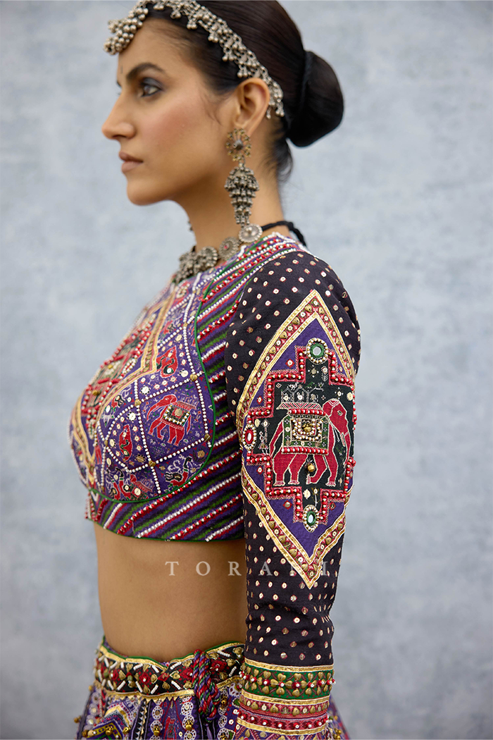 Mura Yalis Kanak Blouse