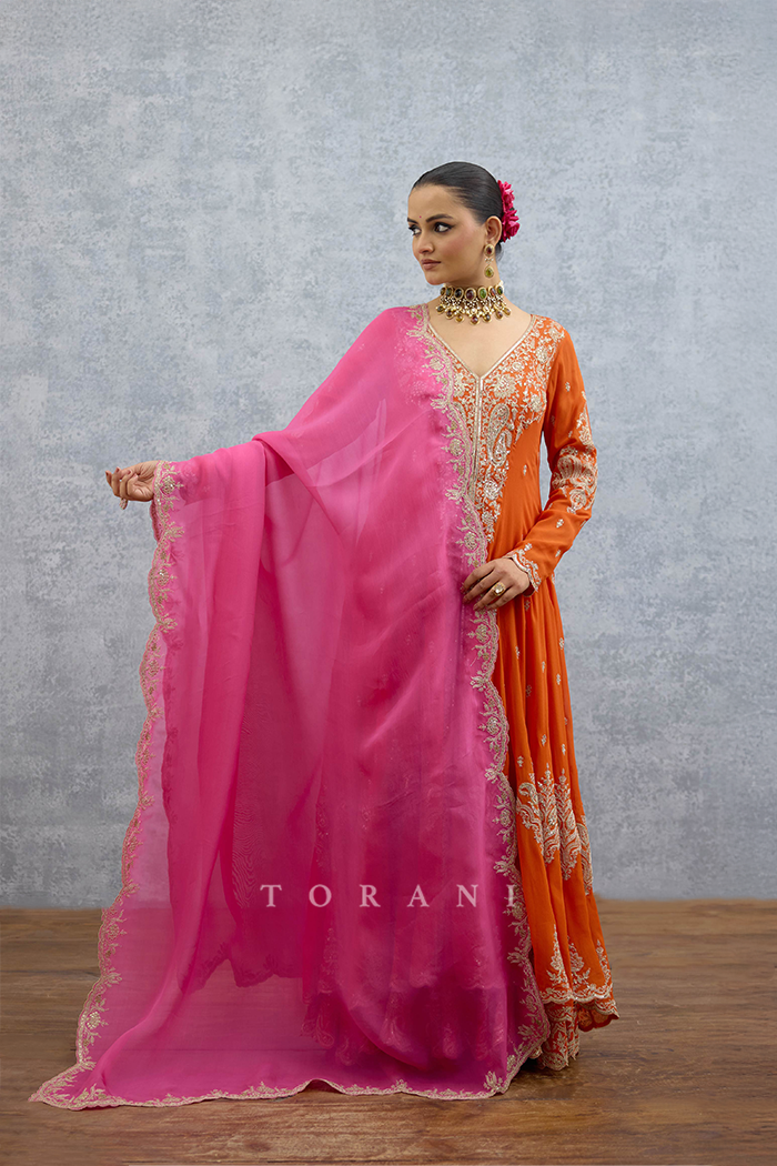 Sandali Alizay Anarkali Set