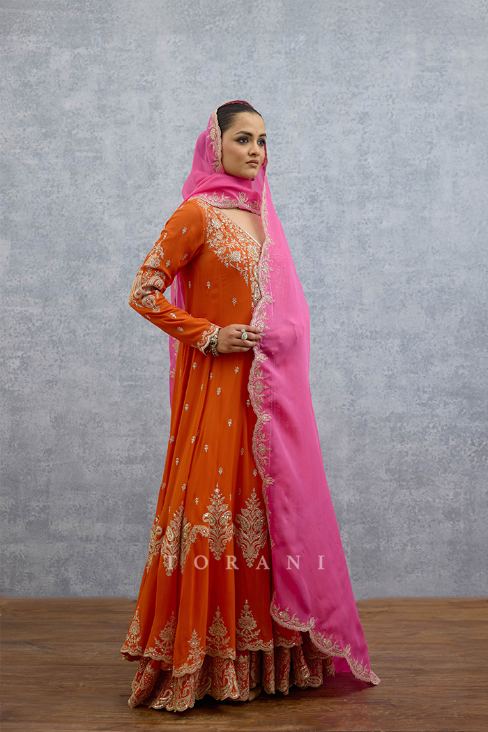 Sandali Alizay Anarkali Set