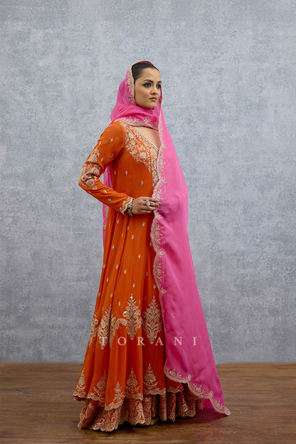 Sandali Alizay Anarkali Set