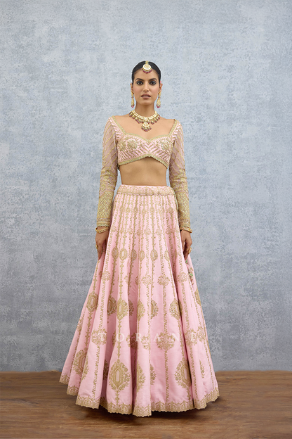 Sheesh Gul Eira Pusta Lehenga Set