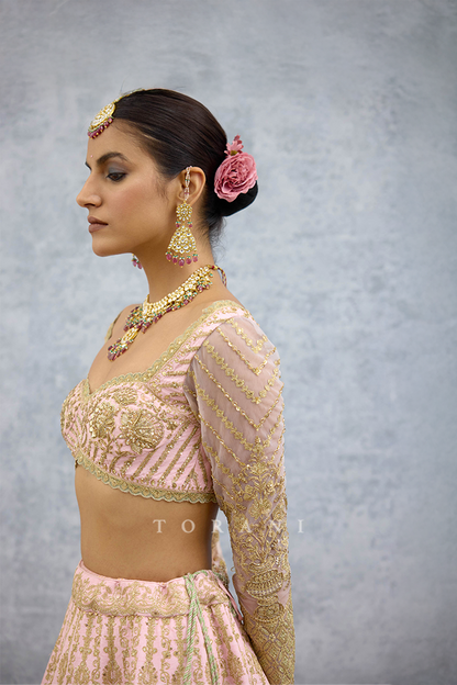 Sheesh Gul Eira Pusta Lehenga Set
