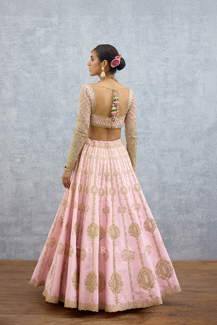 Sheesh Gul Eira Pusta Lehenga Set