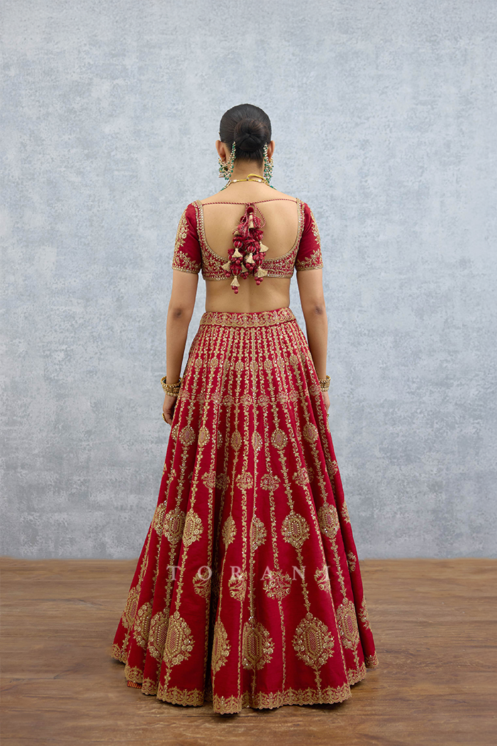 Lakshma Afifa Lehenga Set