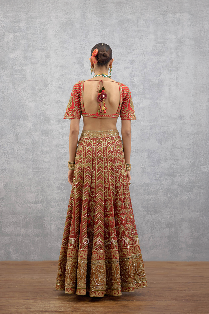 Lakshma Asma Lehenga Set