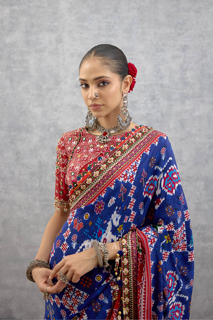 Niladri Chitrita Saree