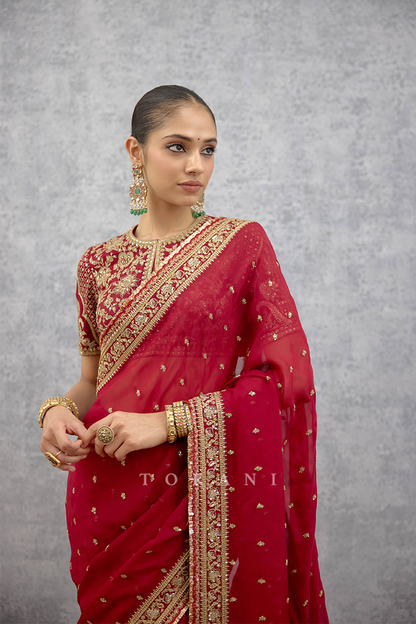 Lakshma Sajjel Saree